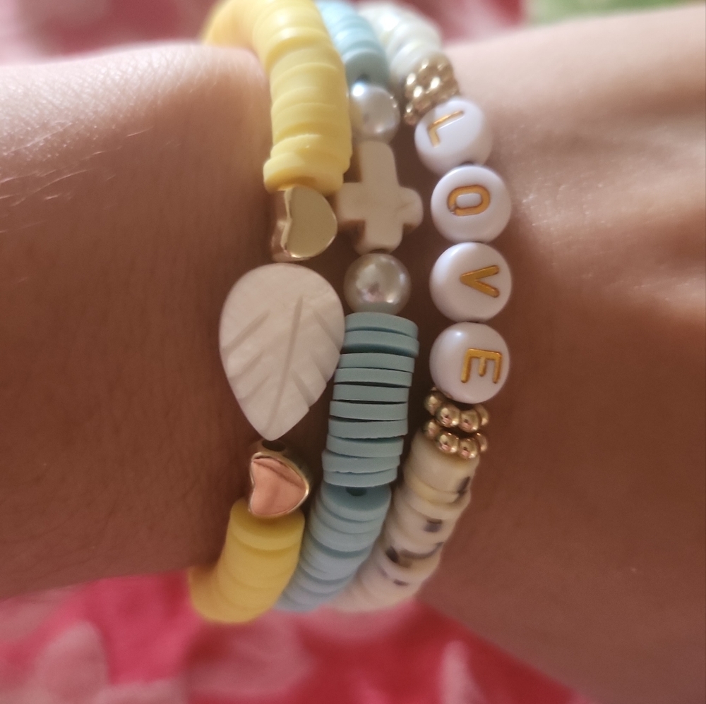 Three bracelet bundle - Picture 2 of 3